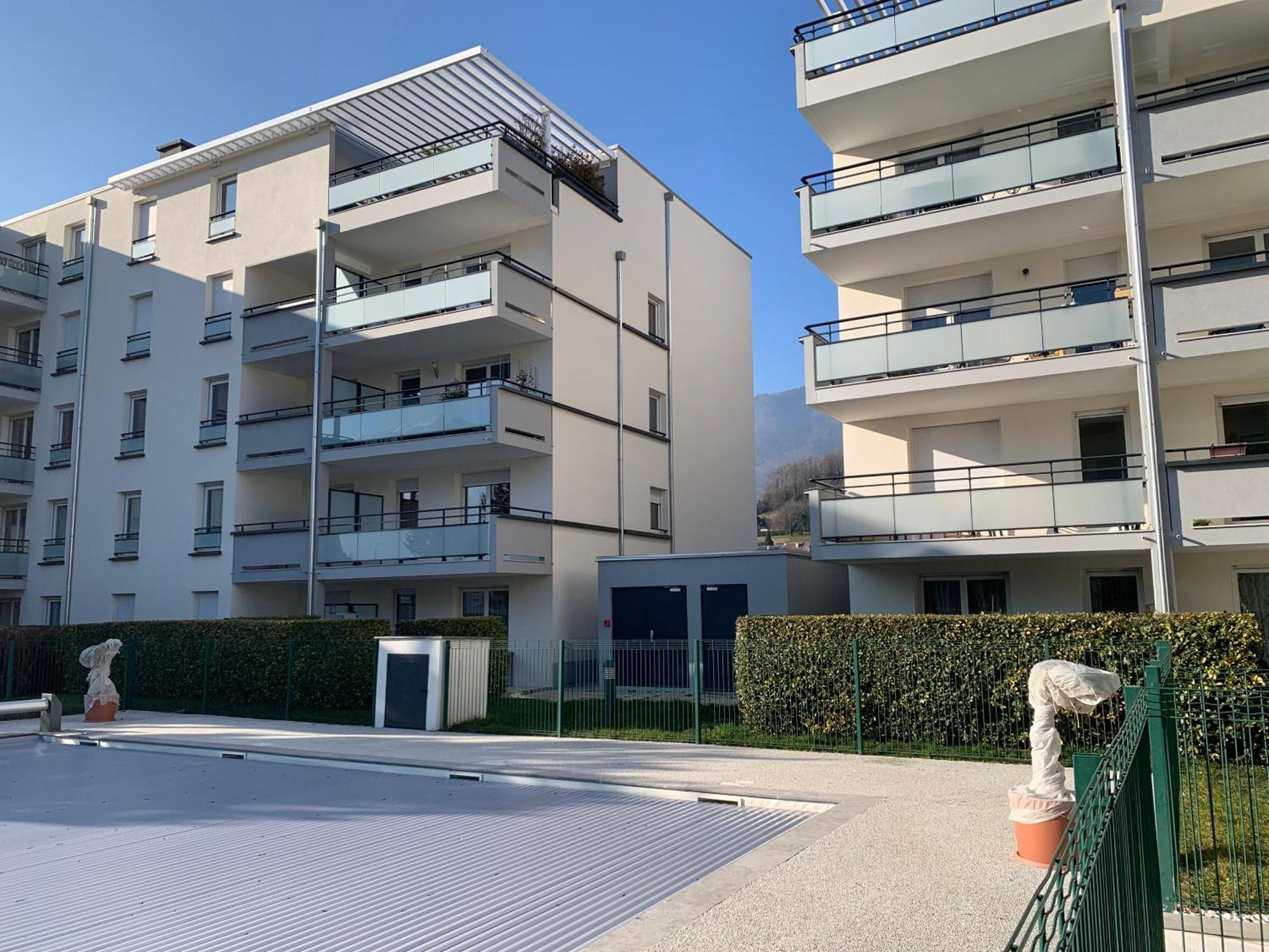 L Edelweiss Et Sa Piscine Apartment Albertville Exterior photo